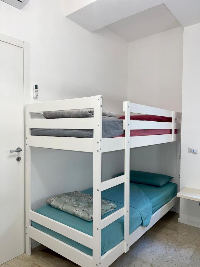 The White House, Modern Apartment In Center ميلان المظهر الخارجي الصورة