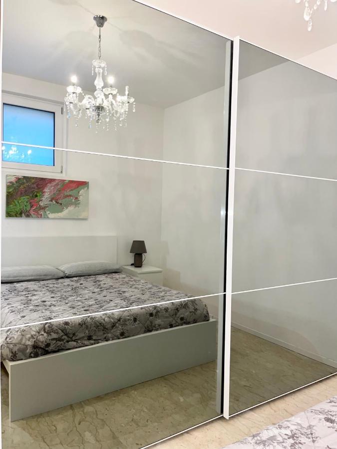 The White House, Modern Apartment In Center ميلان المظهر الخارجي الصورة